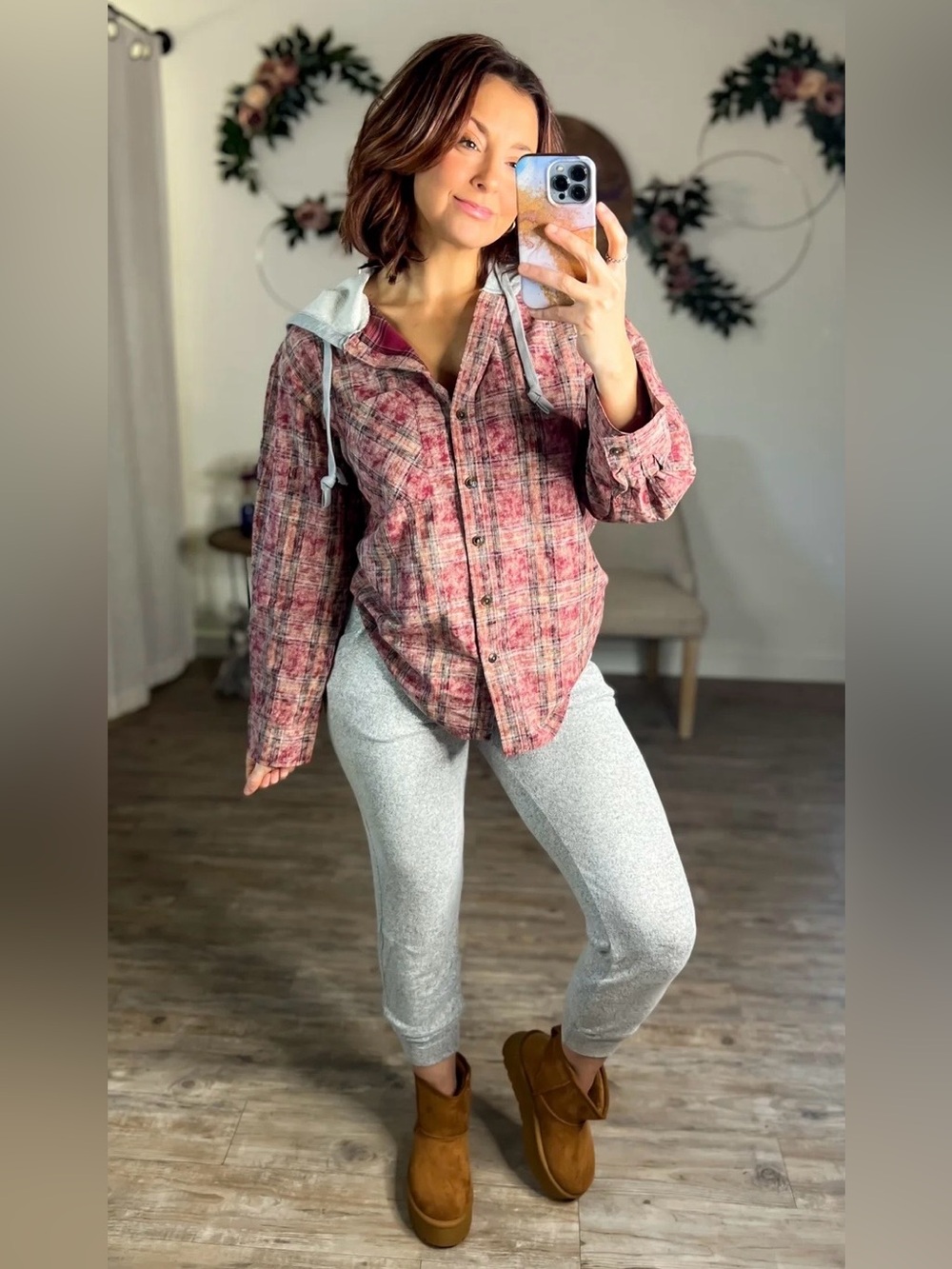 🍷🖤🩶✨NWT Blakeley “Vivi Plaid Hoodie Top” 💯% Cotton🙌🏻Burgundy🍷Black🖤Gray🩶Gold✨LRG
